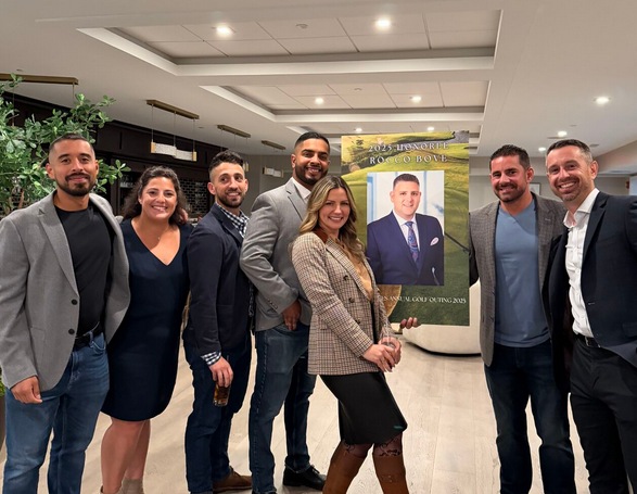 Who Holds Your Umbrella? — League of Yes Annual Golf Outing